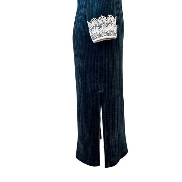 SOLD SOLD SOLD Romantic Vintage Lace High Neck Rosette SMALL Elegant Embellished - Picture 6 of 10